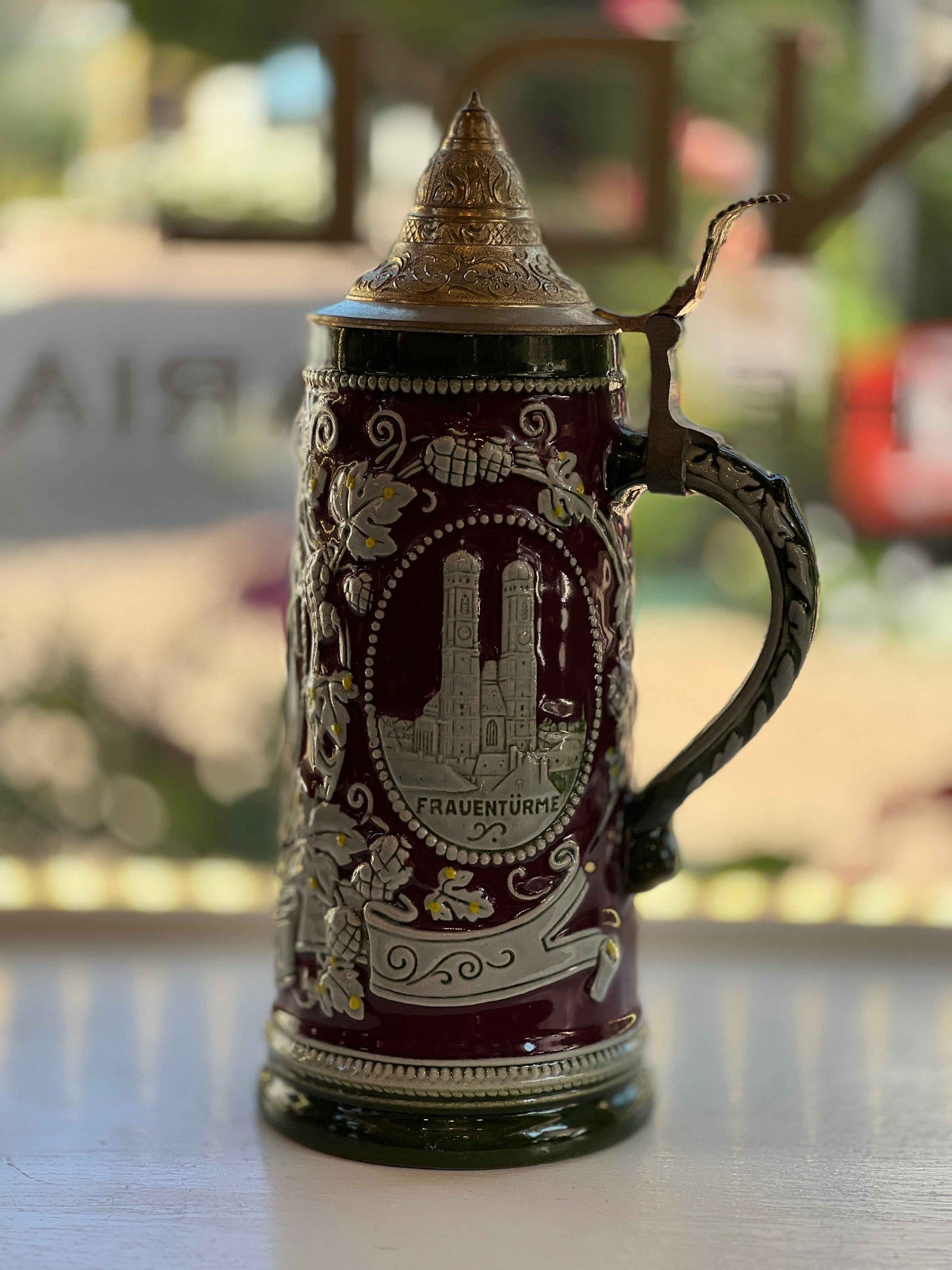 Beer Stein Munchen 11 1/4” tall